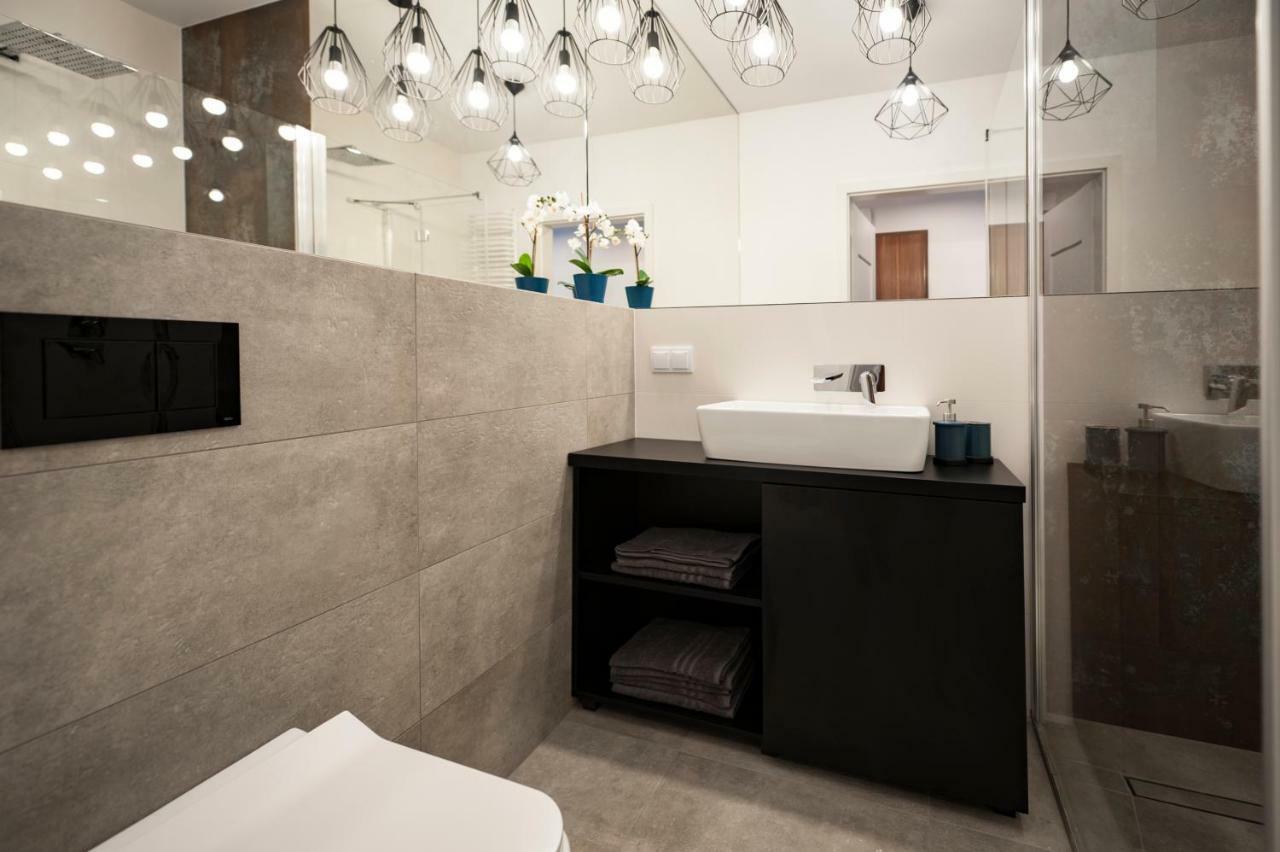 גדנסק Unique 3City Apartments - Grey Apartment מראה חיצוני תמונה